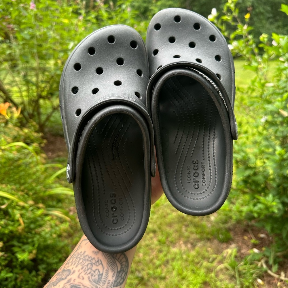 Women’s Classic CROCS Clog - Black